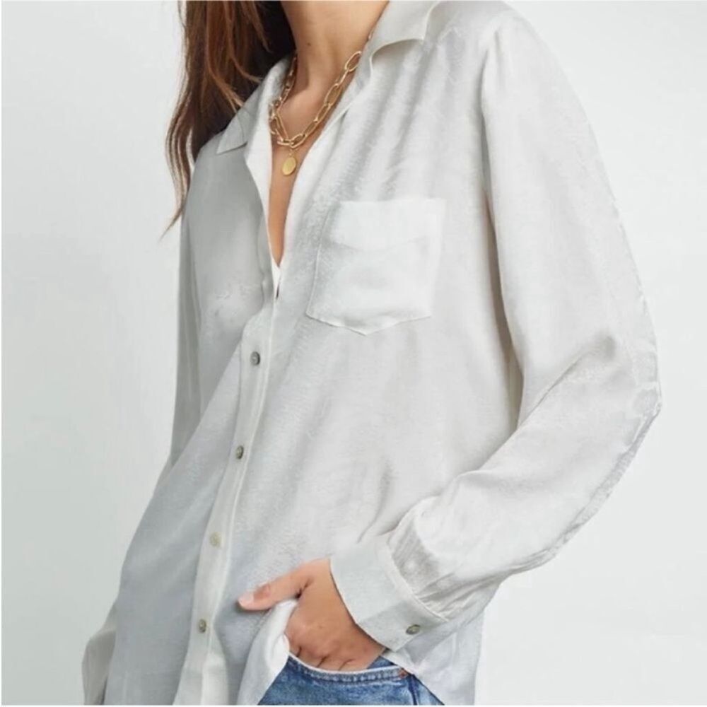 Rails NWT Noemi Illusion Snakeskin Print Crepe
Ch… - image 1